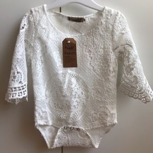 Beautiful lace baby girl onesie🤍
